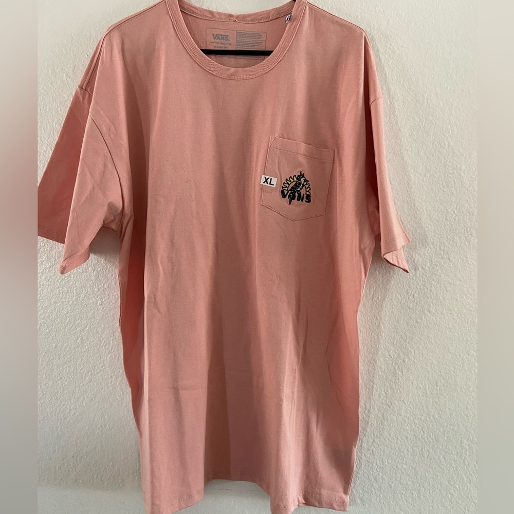 NWT Classic Fit Vans Tee